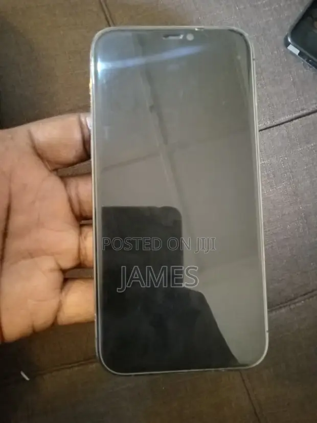 Apple iPhone 12 Pro 128GB Graphite - 1