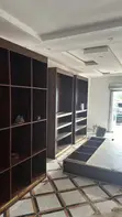Manyan Shelves na Kayi masu inganci - An Riga an Yi Amfani da su - 1