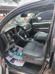 Toyota Sequoia Platinum SUV 2017 - An Sauya Ta zuwa Kamannin 2020 - 3