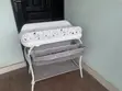 Standing Baby Bath Set tare da Dressing Table & Collapsible Stand - 4