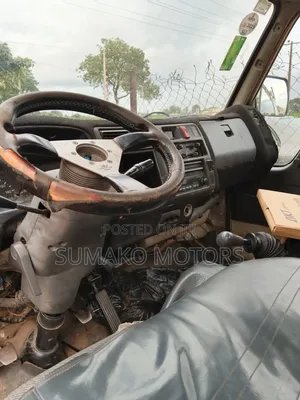 Toyota Dyna Truck - 2004