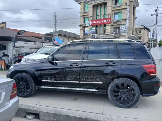 Mercedes-Benz GLK-Class 350 2010 Black - 1