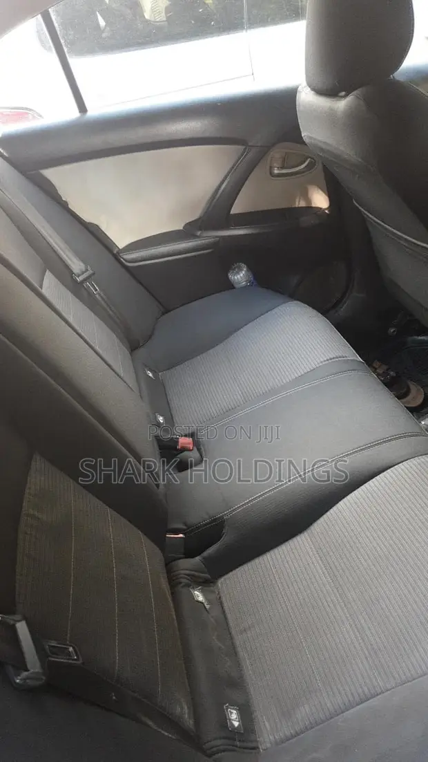 Toyota Avensis 2016 - 1