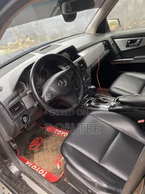 Mercedes-Benz GLK-Class 350 2010 Black