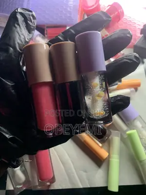 Enny Cosmetics Lipcare Products