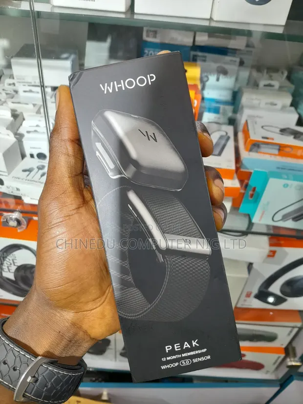 Whoop Peak Sensor Watch 5.0 with 12-Month Membership - 1