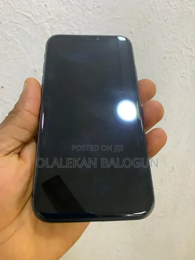 Apple iPhone 11 64GB Baki (Amfani da a Burtaniya) - 1