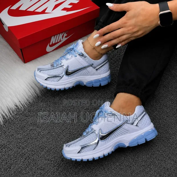 Original Nike Sneakers - 1