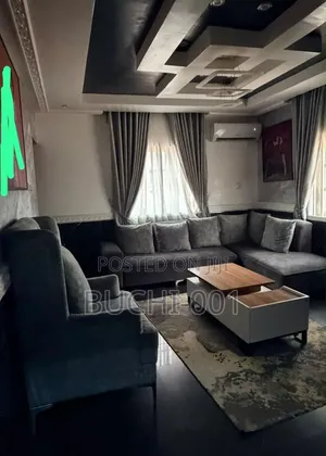 Quality Sofa Set with Center Table