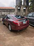 Honda Crosstour 2011 Red - 2