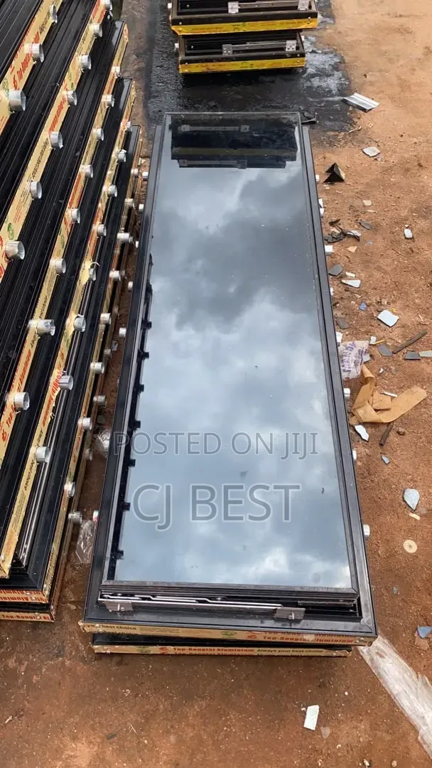 Structural Aluminium Window - Grey Frame, 5mm Glass - 1