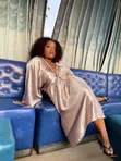 Kyakyawar Doguwar Riga Mai Girma (Plus Size) Ta Satin - 2