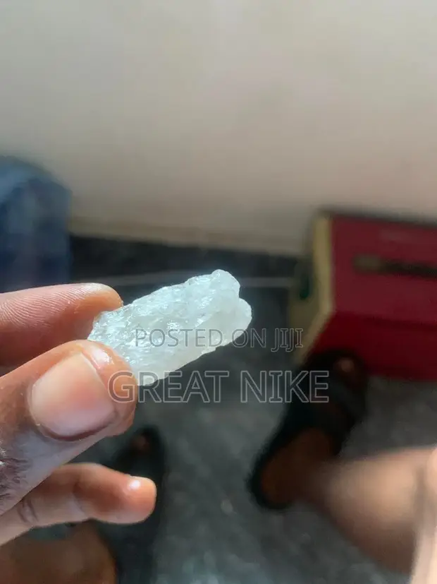 Natural Clear Quartz Crystal Riverbed Glassy Quartz - Benin - 1