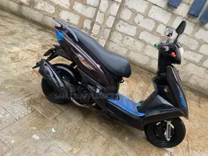 SYM Fnx 125 Scooter 2021 Brown