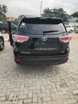 2016 Toyota Highlander XLE V6 4x4 SUV - 3