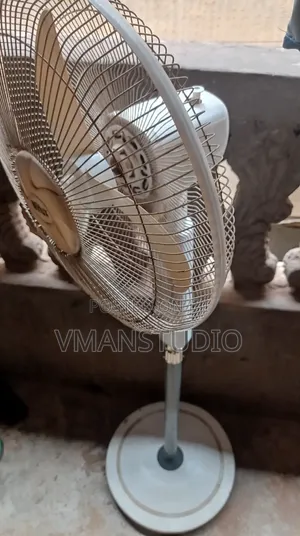 WiHux Rechargeable Fan 15V