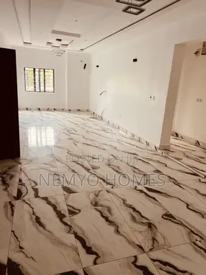 2-Bedroom Block of Flats don haya a Dakwo District Estate