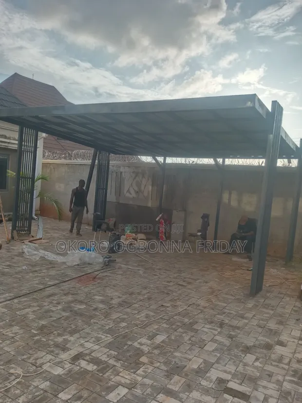 Quine Carport - 1