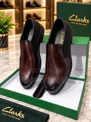 Takalman Formal Na Fata Na Maza Na Clark