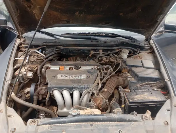 Honda Accord 2005 Gray - 1