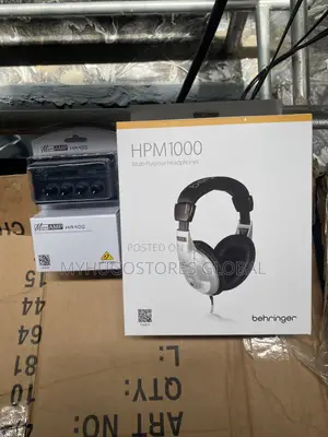 Behringer HA400 Amp & HPM1000 Headphones