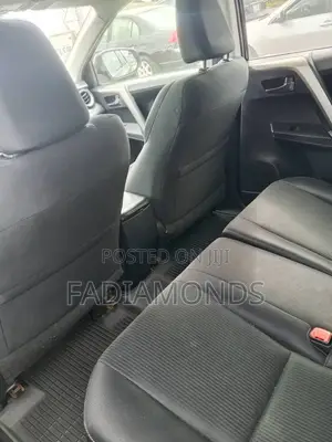 2015 Toyota RAV4 XLE AWD SUV