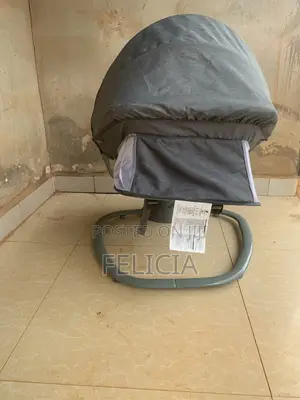 Mastela 3-in-1 Deluxe Multi-Functional Bassinet