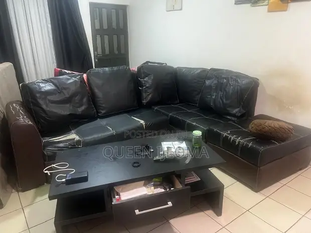 Pre-owned Black L-Shape Sofa - 1