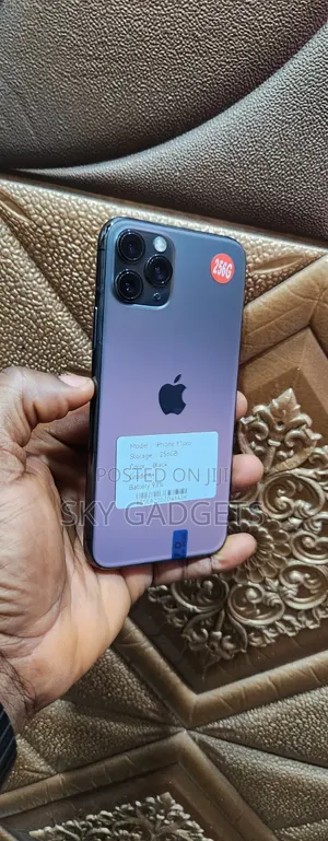 Apple iPhone 11 Pro 256GB Gray