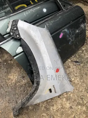 Fender na Honda CR-V na 2003-2005
