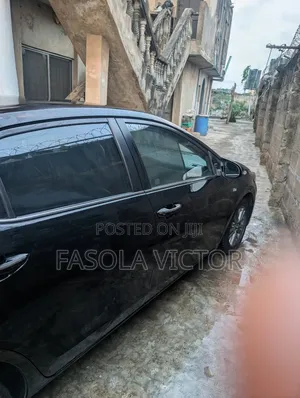 2015 Toyota Corolla Altis