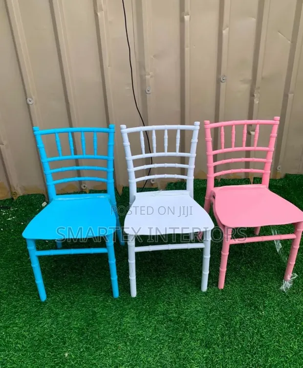 Smartex Furniture: Strong Plastic Children's Chair - 1