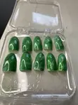 Premium Handmade Press-On Nails na Vee Beauty - 4