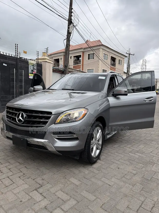 2015 Mercedes-Benz ML350 4MATIC SUV - Gray - 1