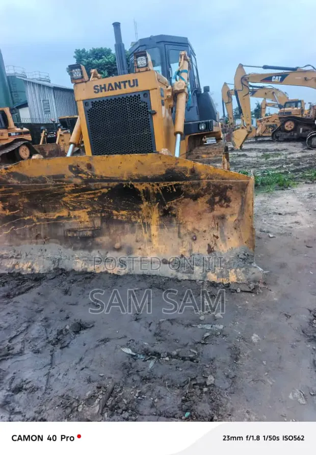 Direct Tokunbo SD22 Dozer - 1