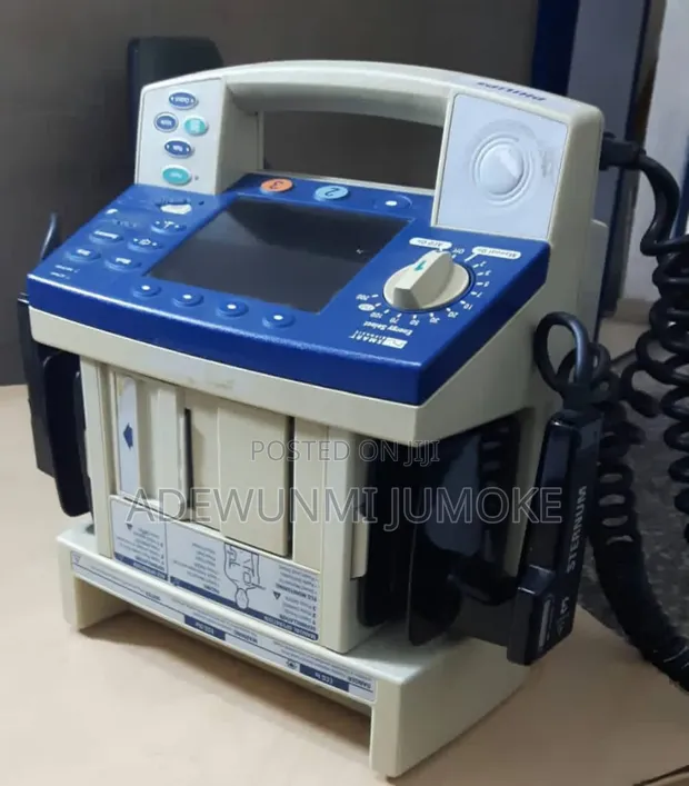 Philips HeartStart XL Defibrillator - 1