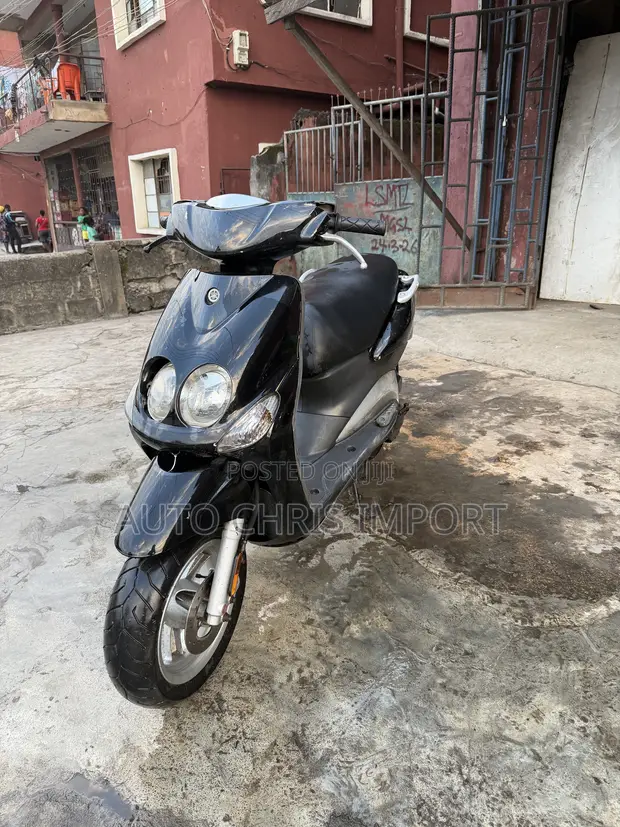 Yamaha Neo's 4 50cc Scooter (2016) - 1