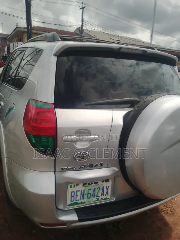 Toyota RAV4 2008 Silver - 1