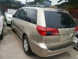 Toyota Sienna CE 2005 Gold - 1