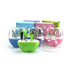 8 Piece Manicure Set