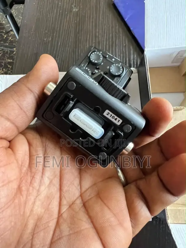 Zoom H6 Handy Recorder - Open Box, Unused - 1