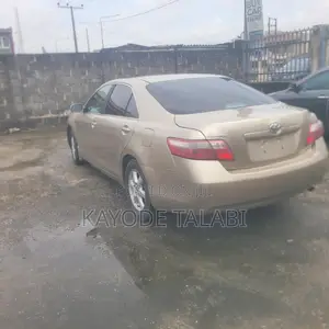 2009 Toyota Camry LE 2.4L Sedan