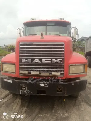 Mack CH 80 Ton Low Bed Truck - 2004