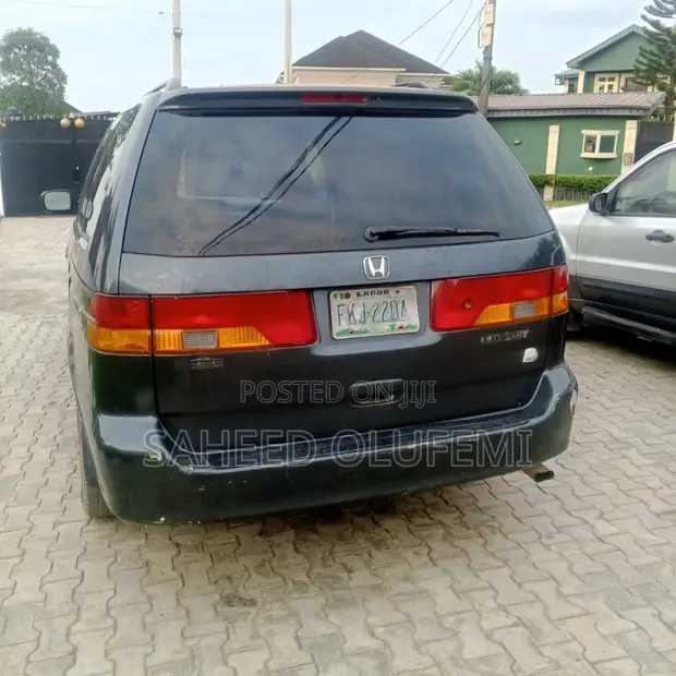 Honda Odyssey 2003 Grey - 1