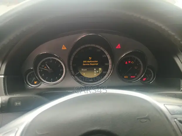 Mercedes-Benz E350 2010 Green - 1