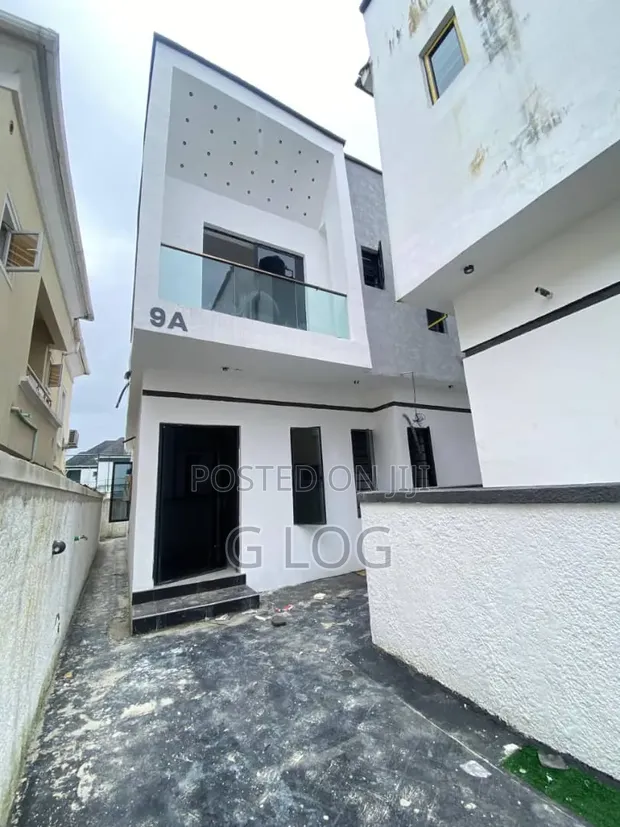 4 Bedroom Semi-Detached Duplex with BQ in Chevron, Lekki - 1