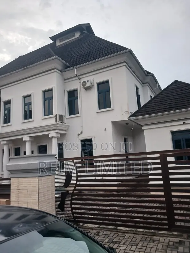 2 Bedroom Duplex for Rent in Plantation City, Warri - 1