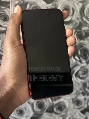 Apple iPhone XR 64GB Red (Used)