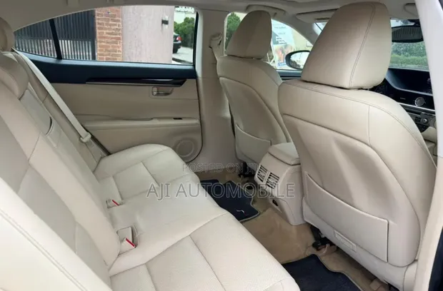 Lexus ES 350 2013 Black - 1