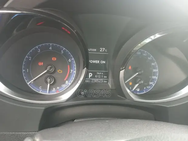 Toyota Corolla 2015 Blue - 1